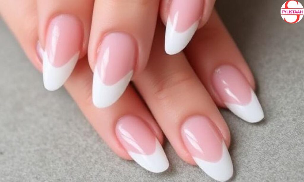 v-shaped-french-wedding-nail-tips