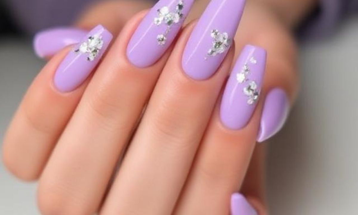 35 Stunning Lavender Nail Designs You'll Love in 2025