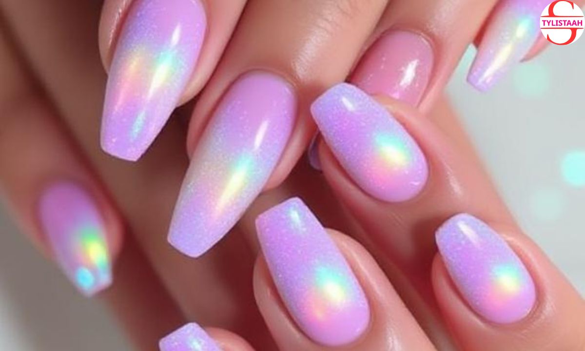 40 Aura Nails To Brighten Up Your Look