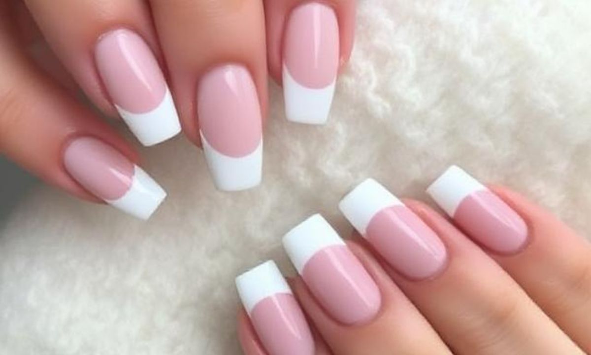 40 Stunning French Tip Nails That Bring Back The Classic Look With A Modern Twist