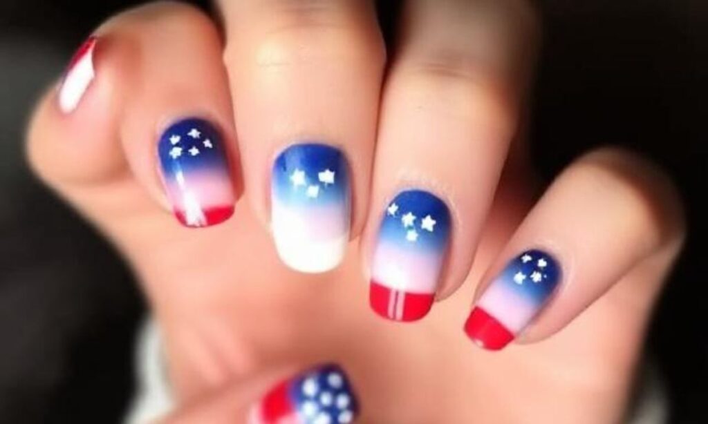 Cute Ombré 4th Of July Nails