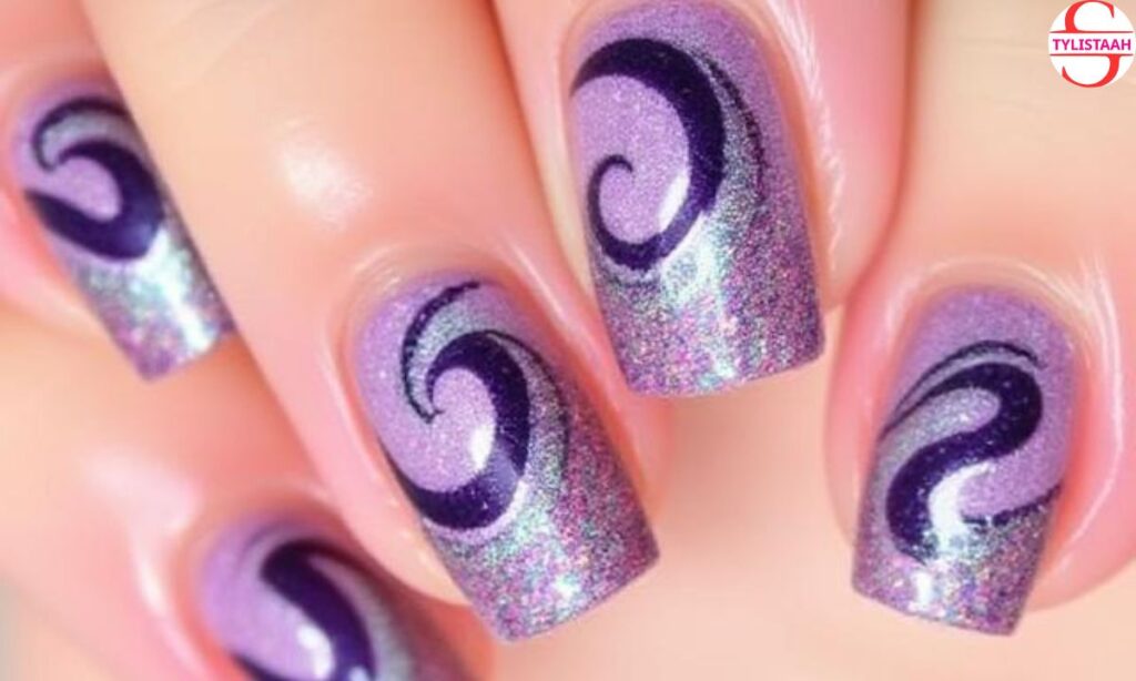 Glitter Swirl Short Nails