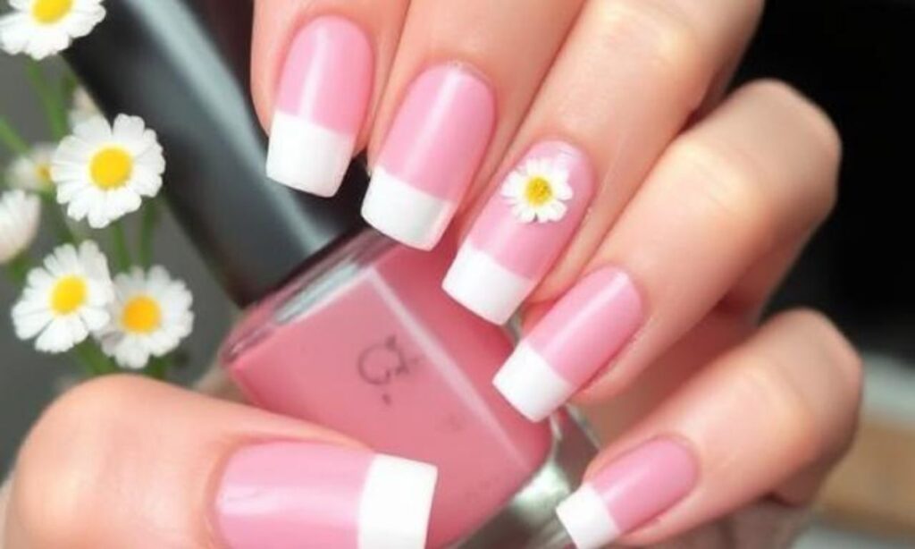 Simple Pink French Mani With Daisies