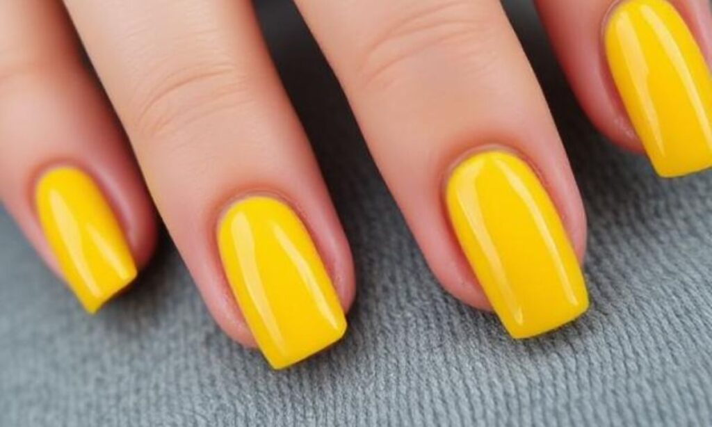 Yellow Short Press On Nails