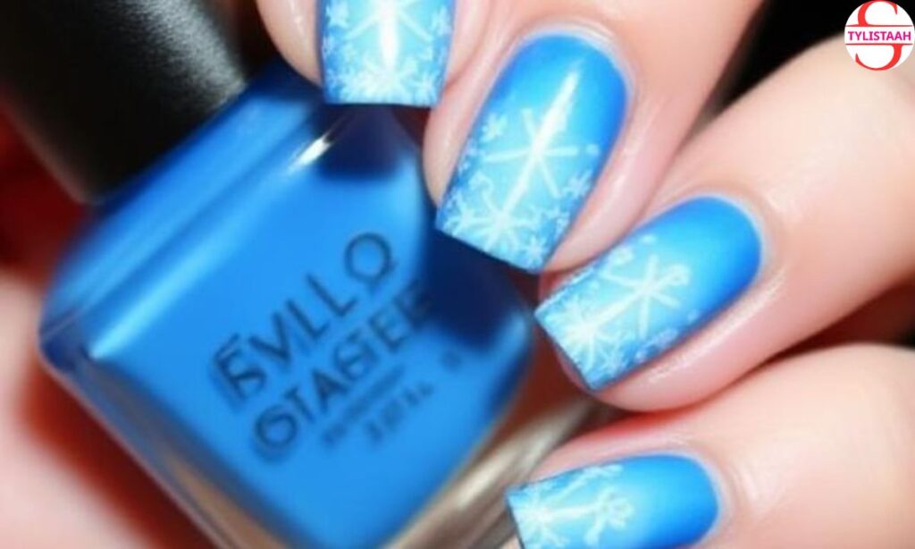 blue-ombre-snowflake-nails
