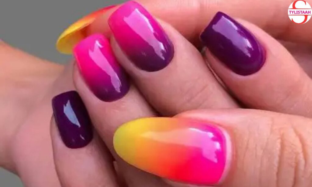 cheerful-sunset-aura-nail-art