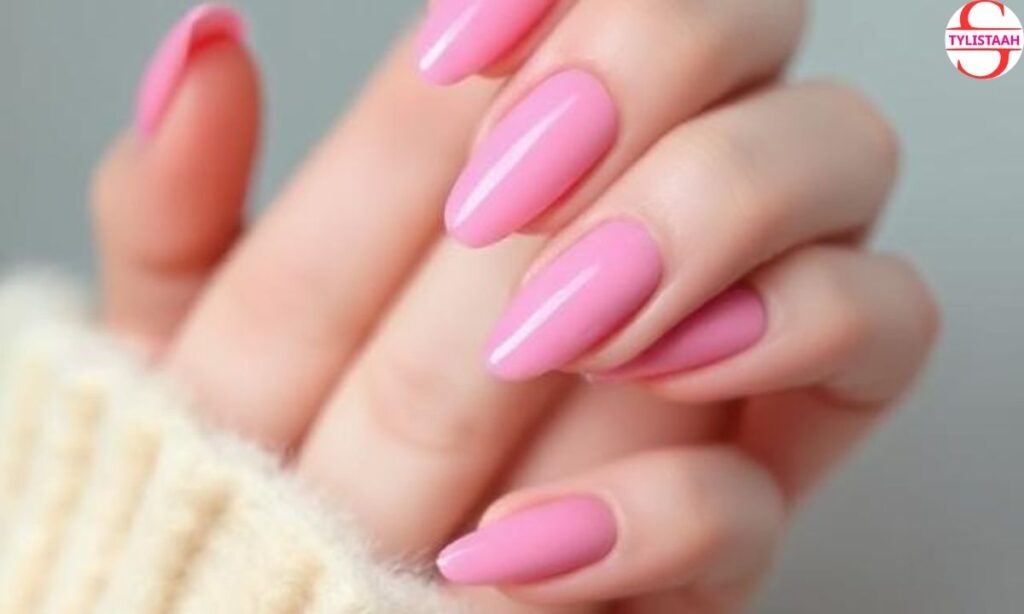 chic-pink-aura-nails