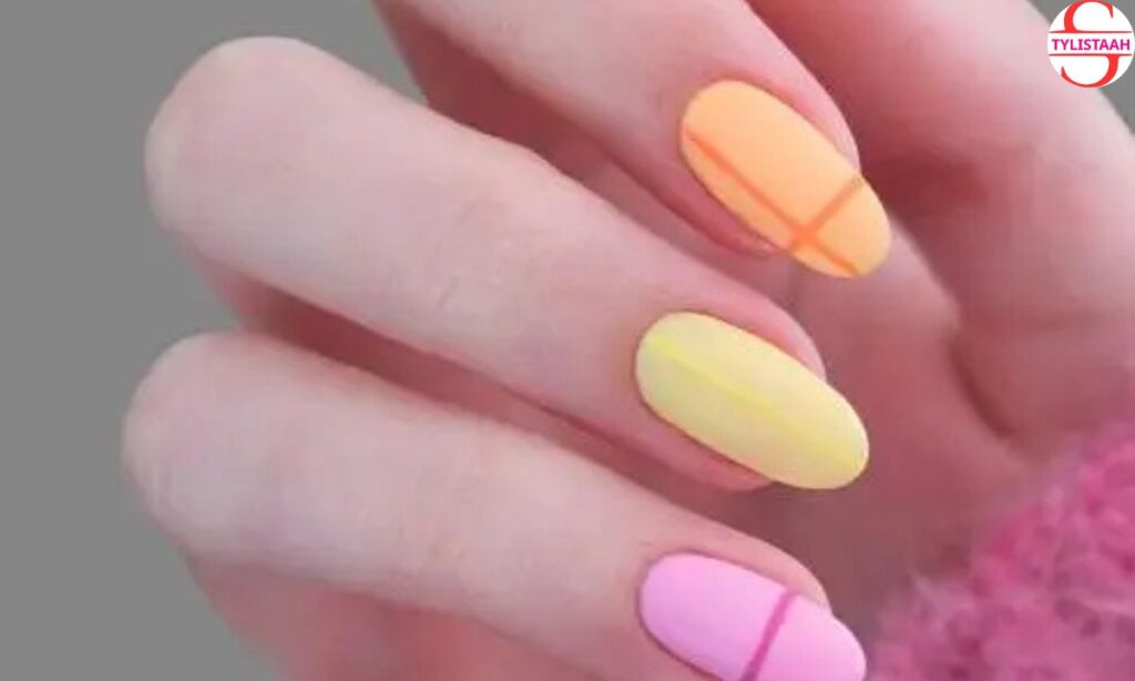 cute-pastel-grid-nails