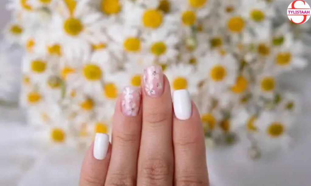 cute-pink-blush-nails-with-daisies