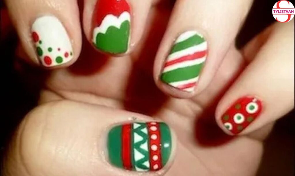 cute-red-and-green-christmas-nails