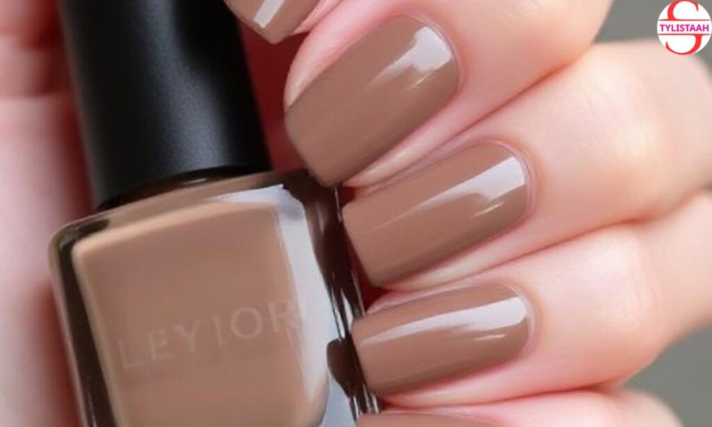 Top Fall 2025 Nail Polish Colors 