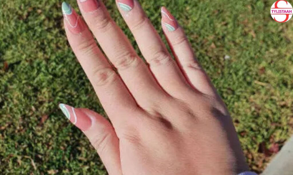 french-ombre-and-swirl-nails