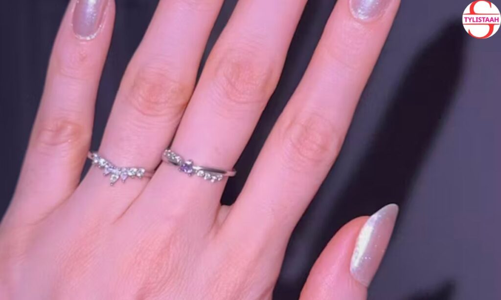 gold-and-silver-glitter-sparkly-nails