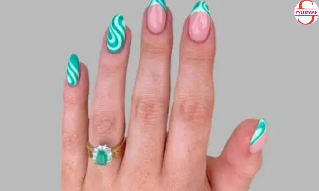 green-swirl-floral-nail-design