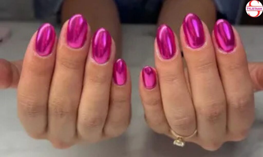 hot-pink-chrome-short-nails