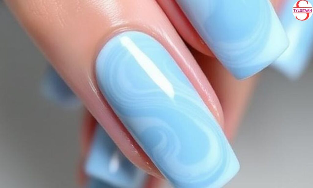 light-blue-swirl-nails