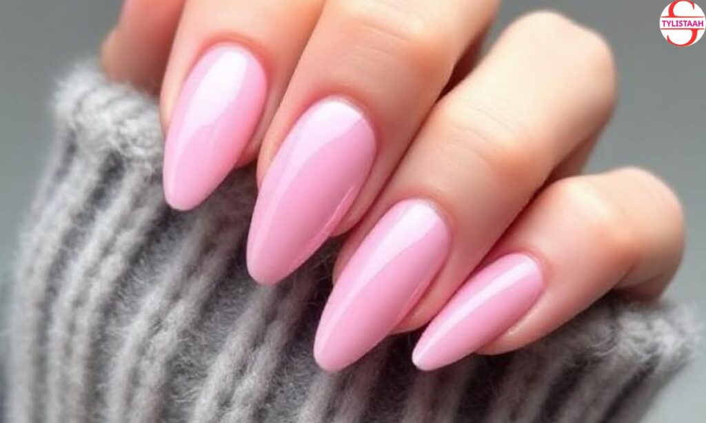 light-pink-chrome-nails