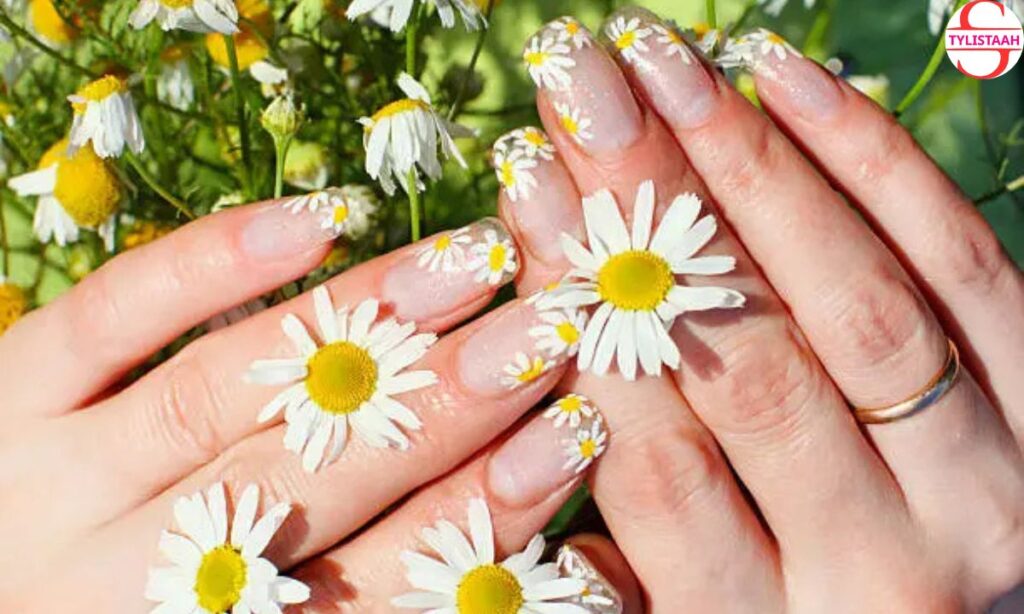nude-daisy-flower-nails