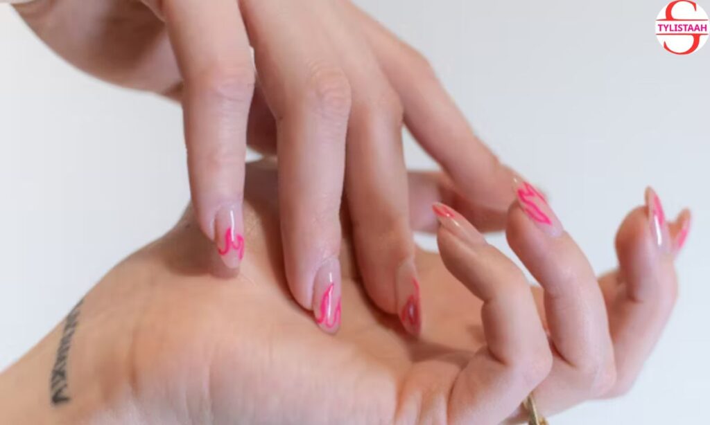 pink-whimsical-summer-nails