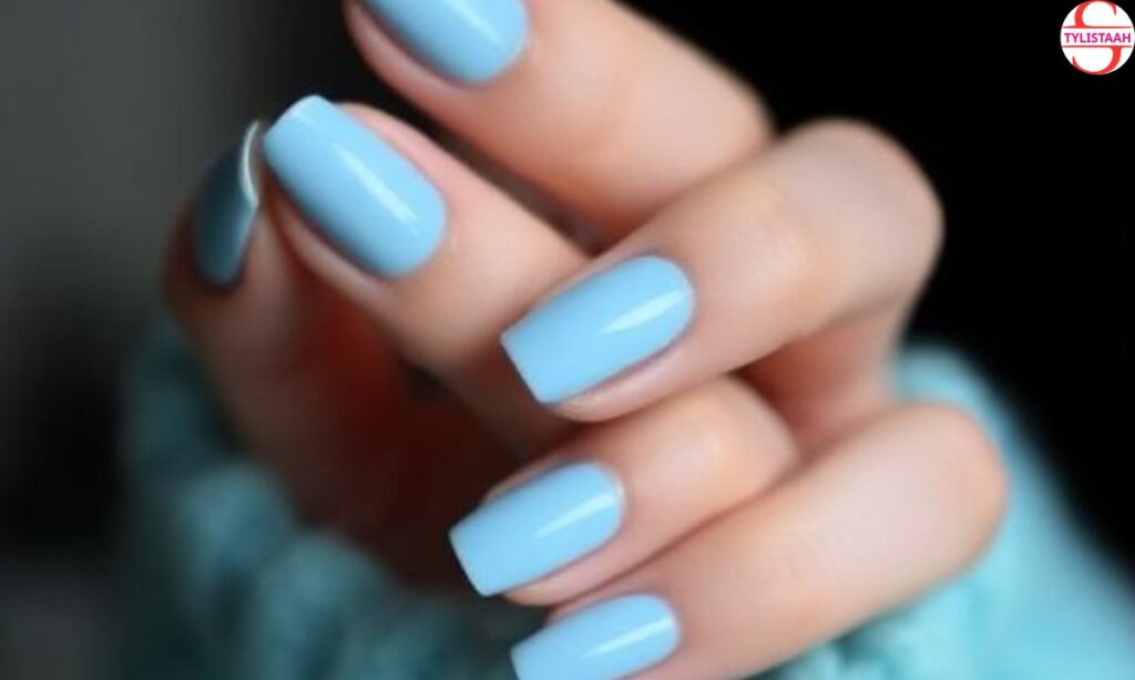 powder-blue-nail-design
