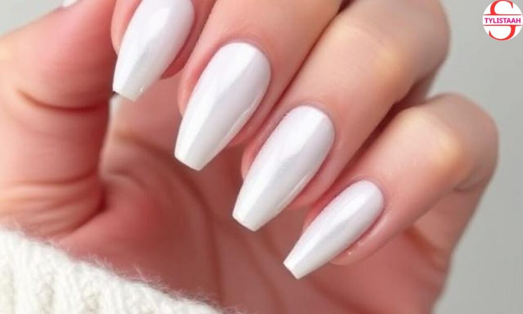 pure-white-metallic-nails