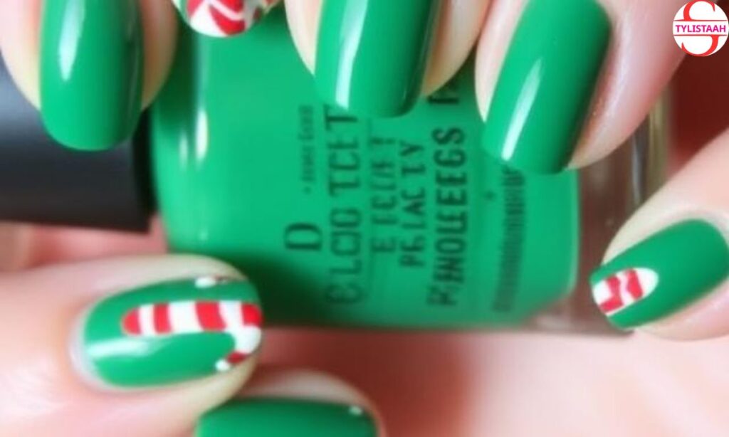 simple-candy-cane-holiday-nails