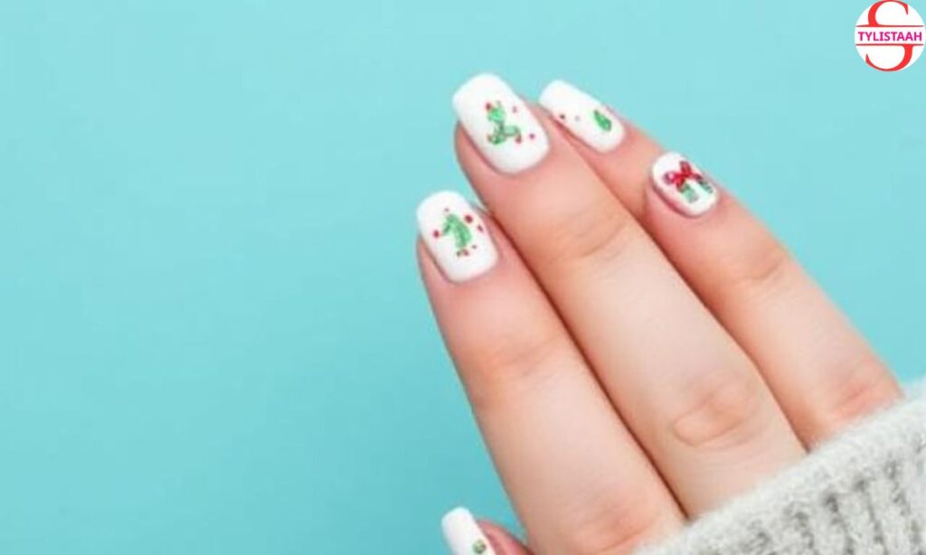simple-french-mani-christmas-nails