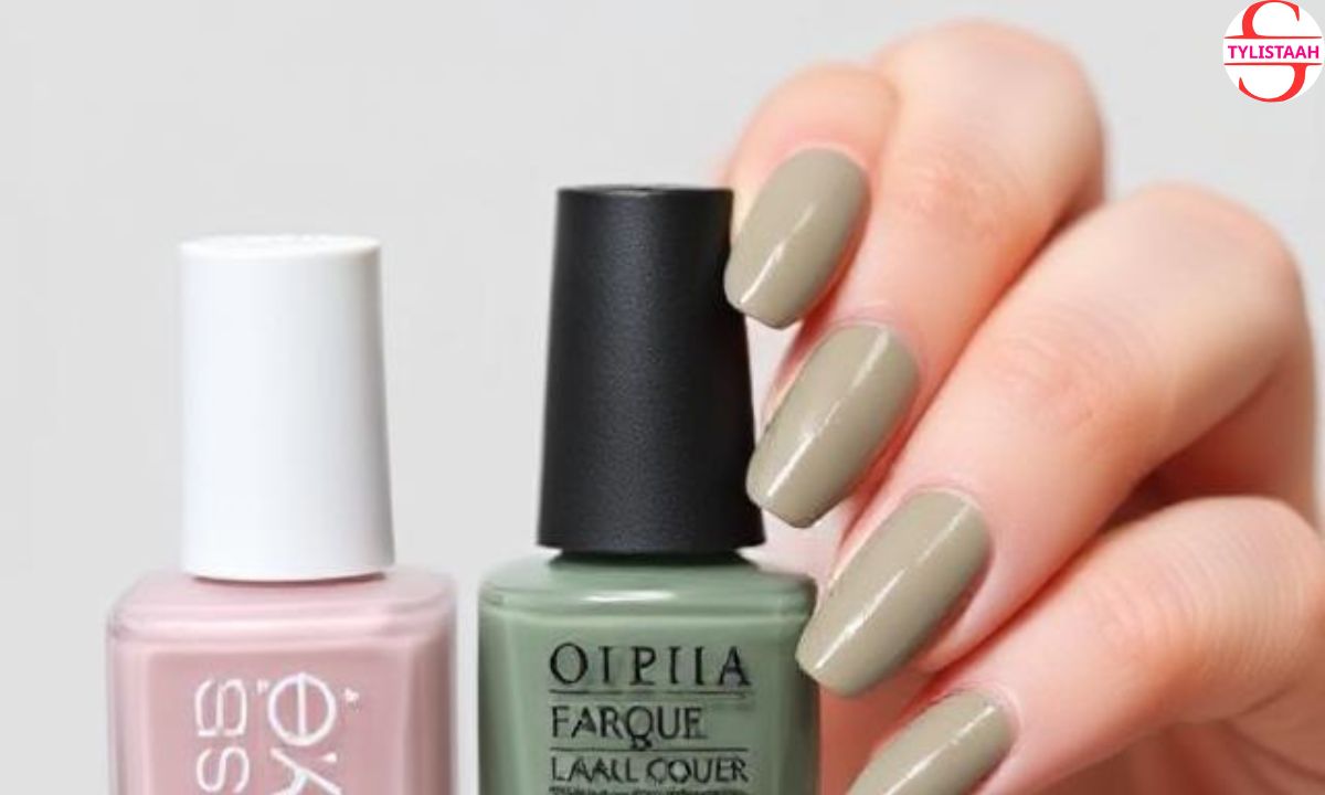 top-fall-2025-nail-polish-colors