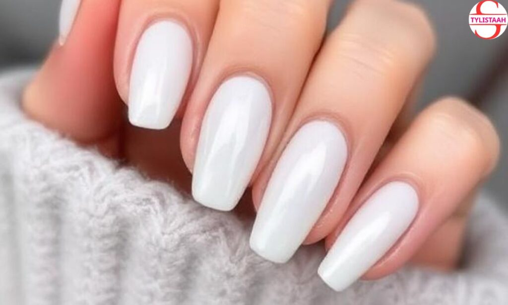 white-pearlescent-nails
