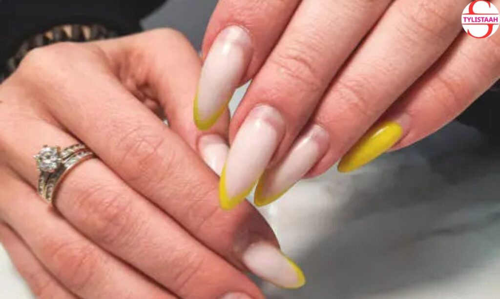 yellow-swirl-almond-shaped-nails