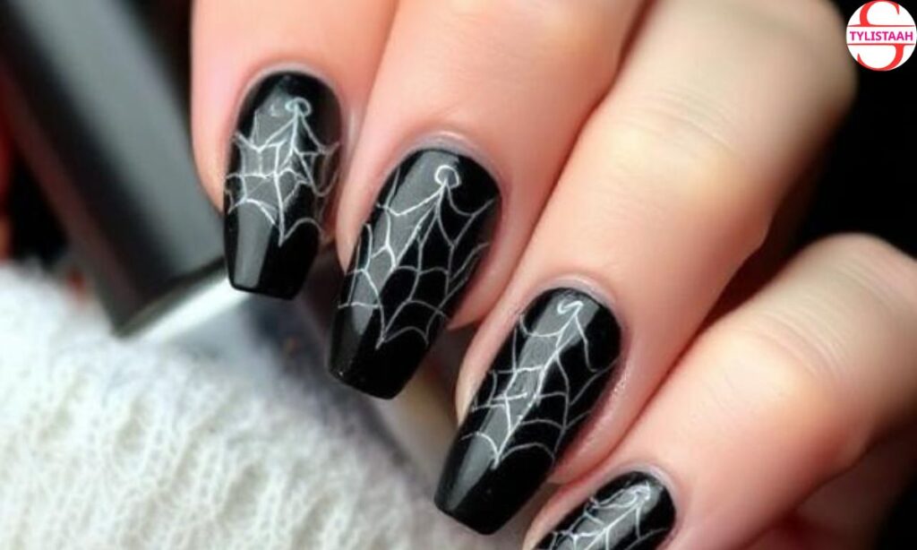 black-cobweb-french-manicure