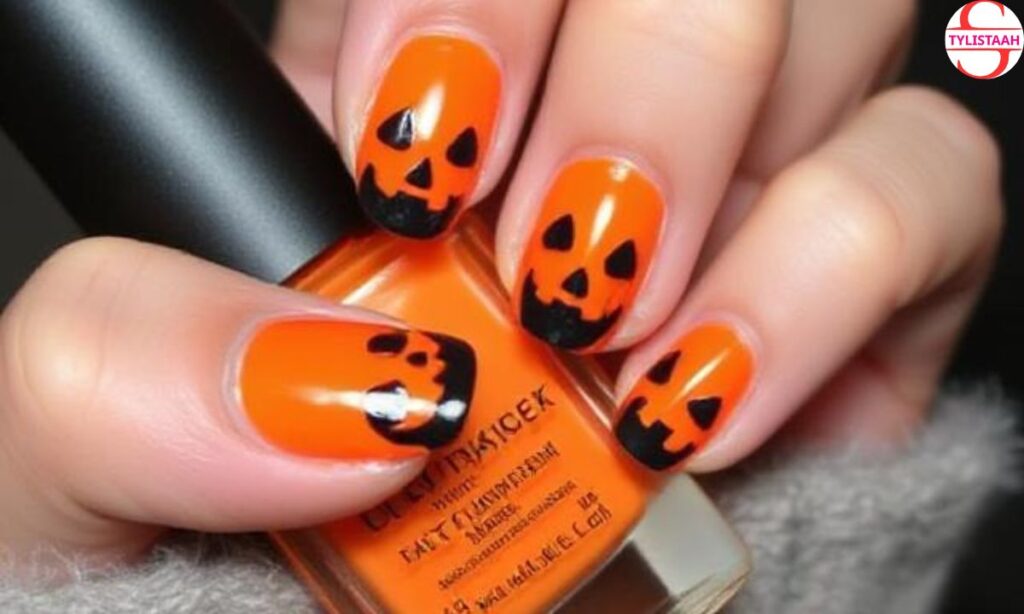 chic-jack-o-lantern-nails