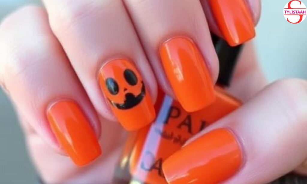 classy-orange-halloween-nails