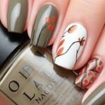 cute-fall-nails-for-2025