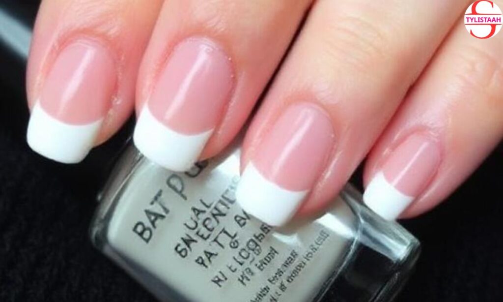 cute-french-tip-fall-nails