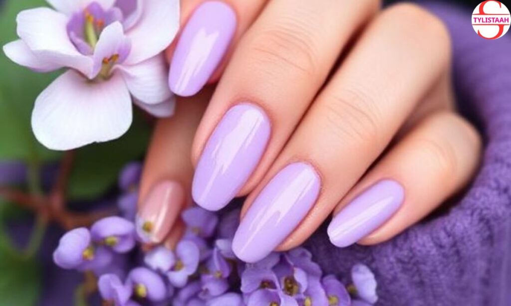 elegant-lilac-manicure