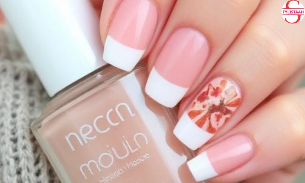 simple-autumn-french-manicure