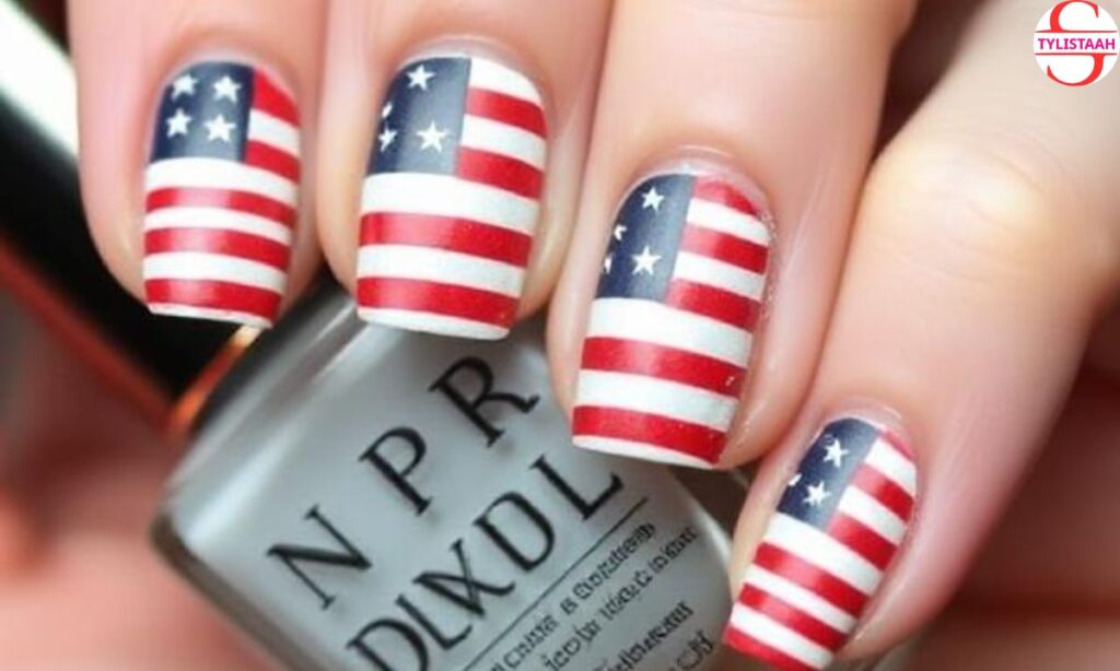 subtle-vintage-american-flag-nails