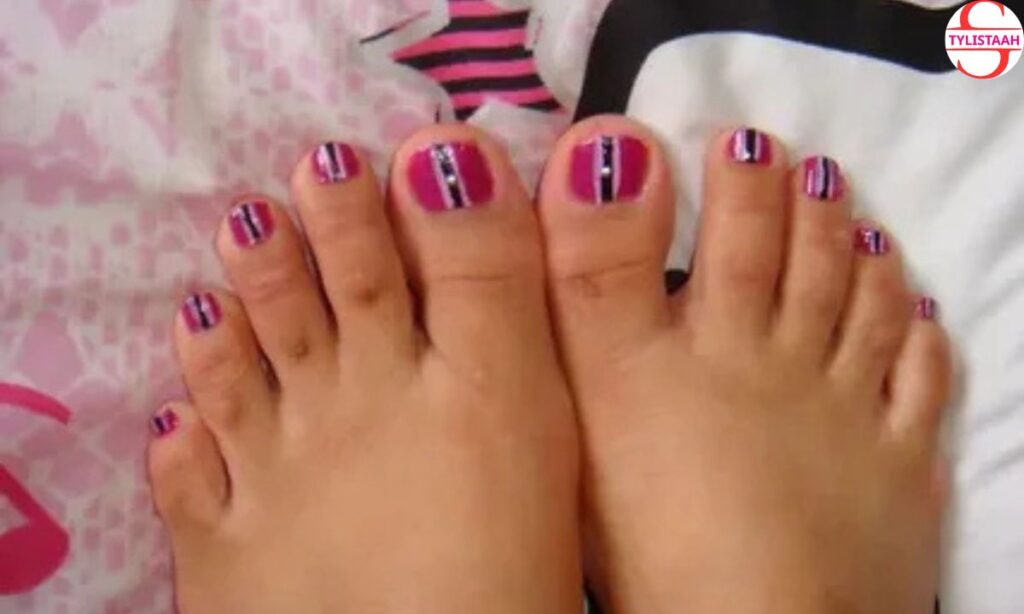 Toe nail art for summer